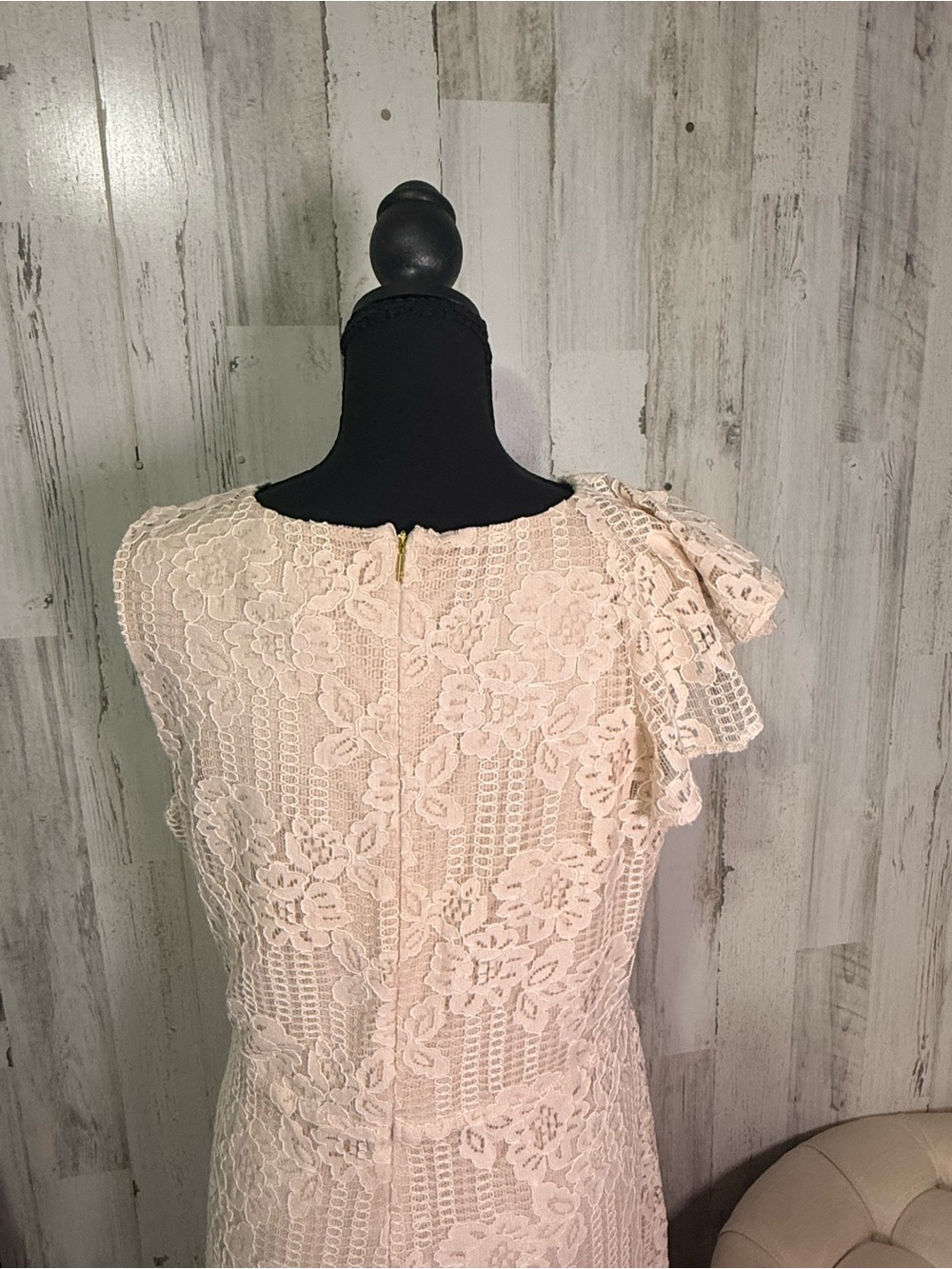 Donna Karan New York Blush Lace Ruffle Midi Dress Size 10 - Picture 10 of 12